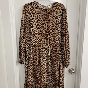 H&M • Animal print long sleeve dress